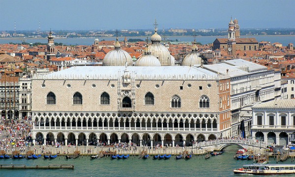 dogespalace1