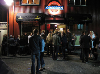bar